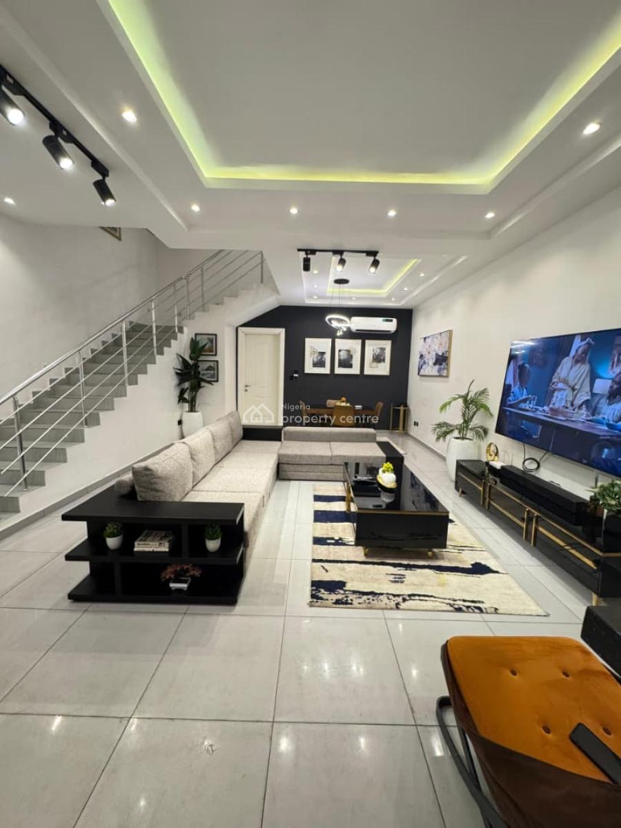 Sea View 4 Bedroom Duplex, Admiralty Way, Lekki Phase 1, Lekki, Lagos, Flat / Apartment Short Let