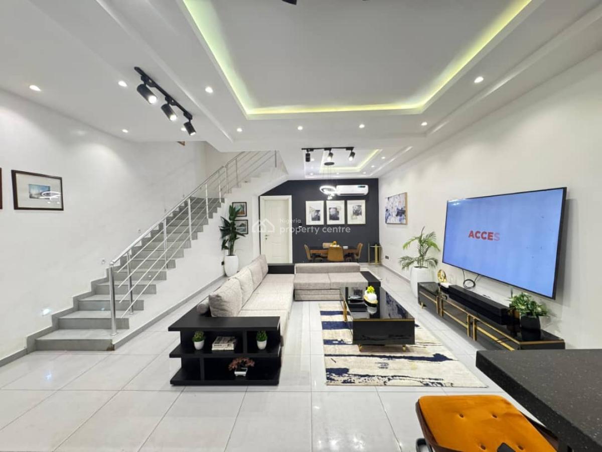 Sea View 4 Bedroom Duplex, Admiralty Way, Lekki Phase 1, Lekki, Lagos, Flat / Apartment Short Let