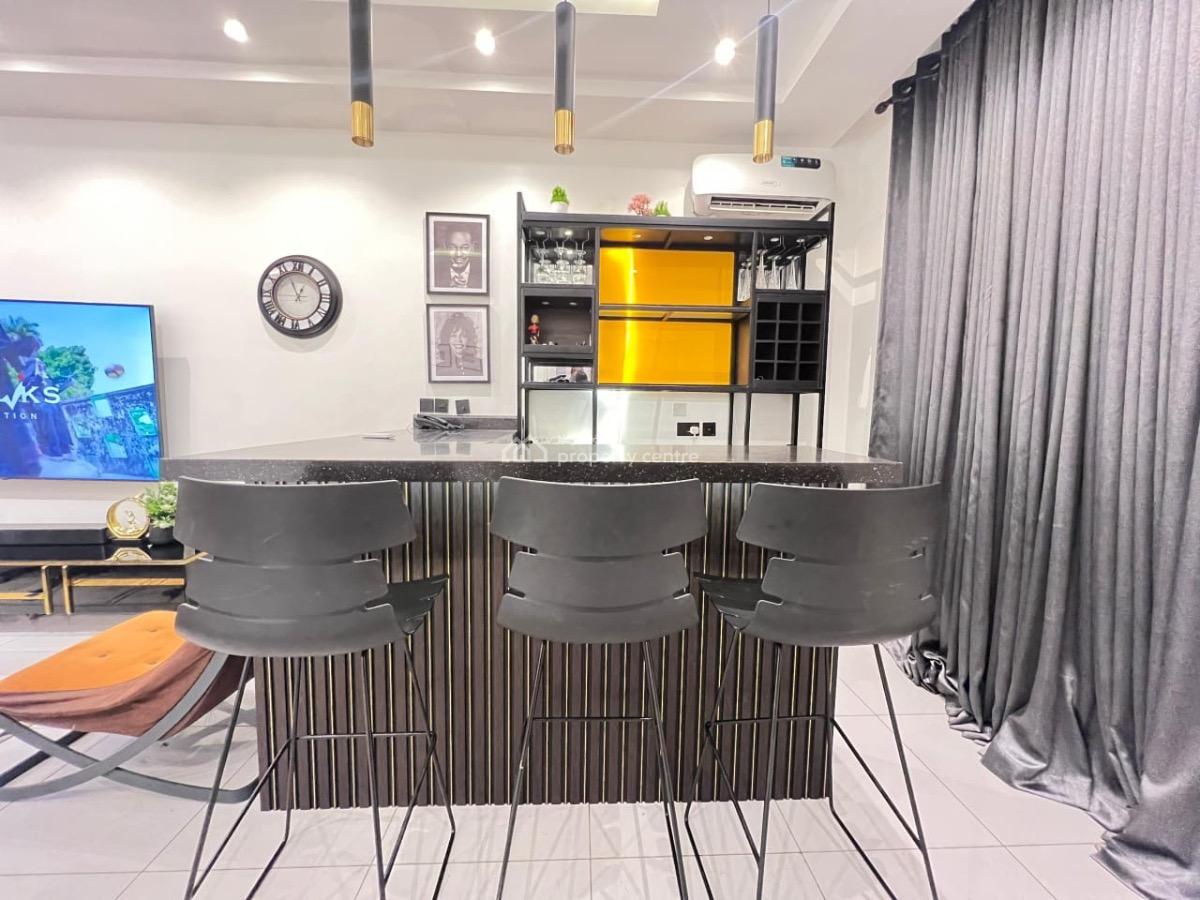 Sea View 4 Bedroom Duplex, Admiralty Way, Lekki Phase 1, Lekki, Lagos, Flat / Apartment Short Let