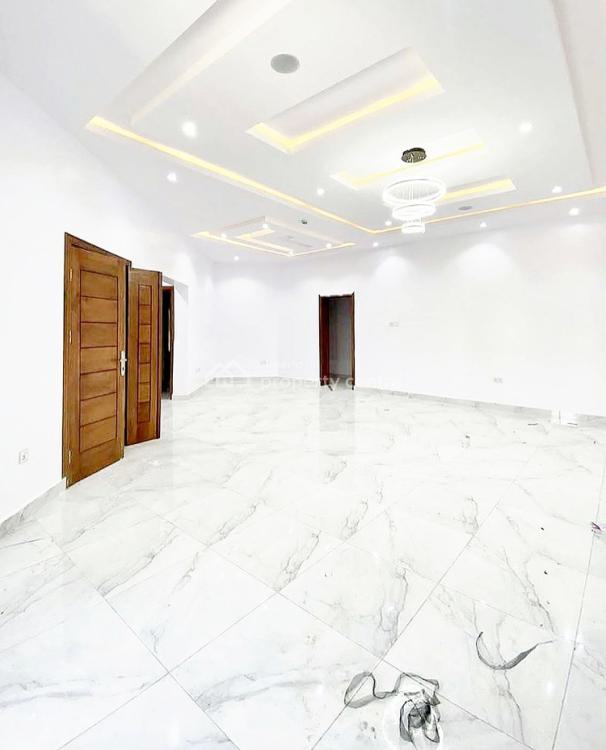 Luxury Brand New 3 Bedroom Apartment, Lekki Phase 1, Lekki, Lagos, House for Rent