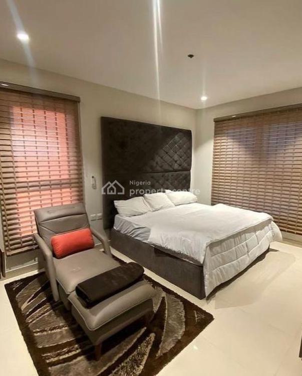 For Sale Luxury, Bluewater Apartments, Victoria Island (VI), Lagos 2