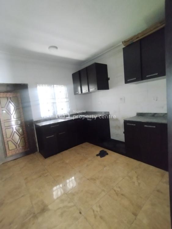 Luxury 3 Bedroom Flat, Oral Estate, Lekki Phase 2, Lekki, Lagos, Flat / Apartment for Rent