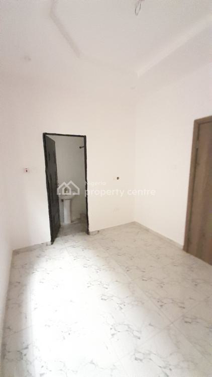 Self Service 2 Bedroom Apartment (upstairs), Lekki Phase 1, Lekki, Lagos, Flat / Apartment for Rent