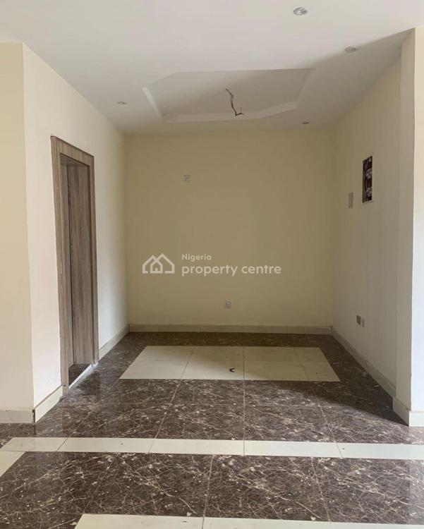 Beautiful 3 Bedrooms Spacious Flat,en-suite,in an Estate, Off 3rd Avenue, Gwarinpa, Abuja, Flat / Apartment for Sale