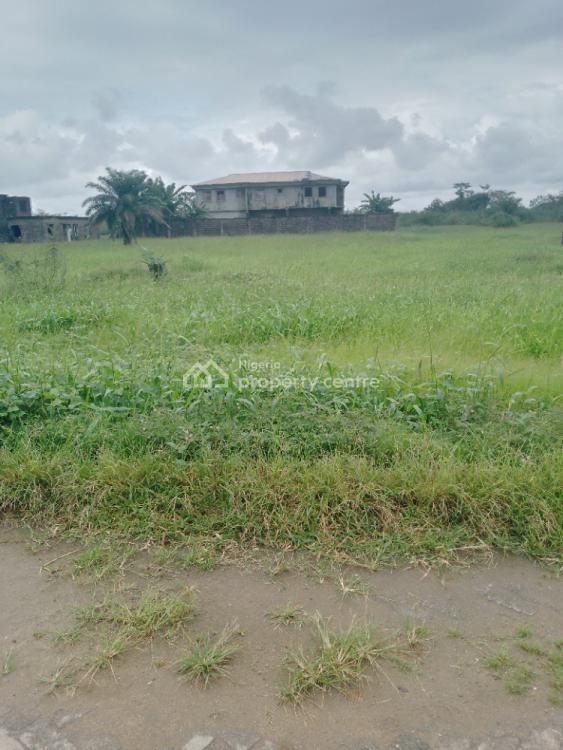 For Sale Land Measuring 650sqm In An Estate, Arepo Magboro Berger
