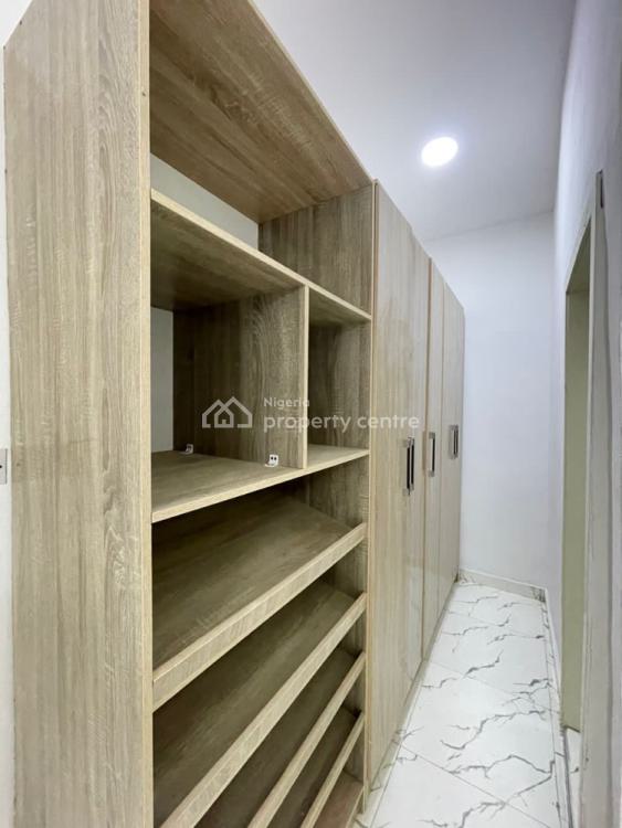 Impressive Family Home with Space for Everyone, Off Chevron Toll Gate Ikota Villa Estate, Lekki Phase 2, Lekki, Lagos, Detached Duplex for Sale