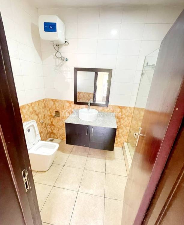 3 Bedroom Fully Serviced Apartment with B.q, Lekki Phase 1, Lekki, Lagos, Flat / Apartment for Rent