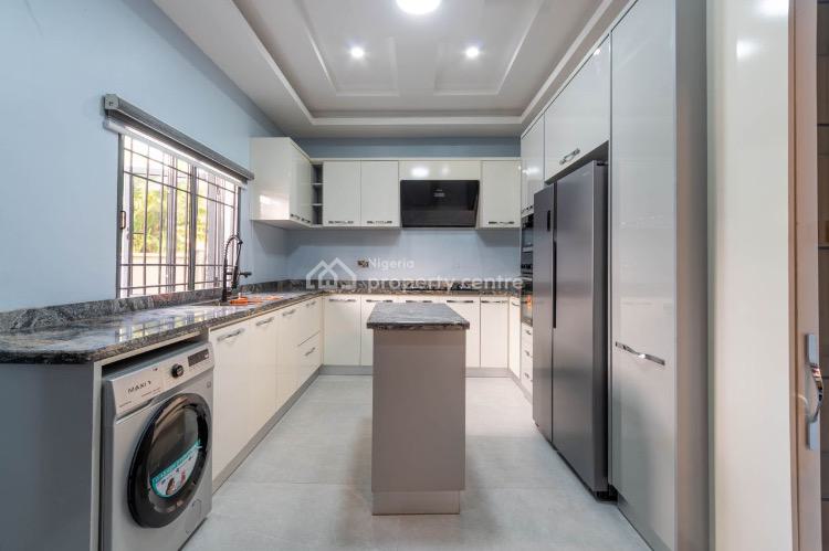 5 Bedroom, Lekki Phase 1, Lekki, Lagos, Flat / Apartment Short Let