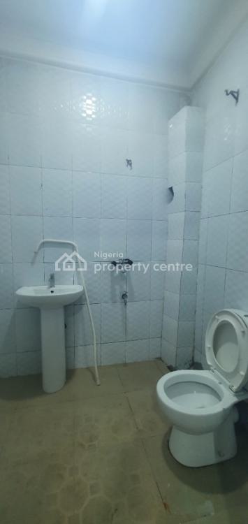 Luxurious 2 Bedroom Apartment, Yaba, Lagos, Flat / Apartment for Rent
