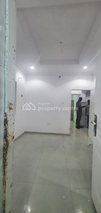 Luxurious 2 Bedroom Apartment, Yaba, Lagos, Flat / Apartment for Rent