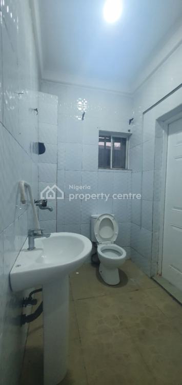 Luxurious 2 Bedroom Apartment, Yaba, Lagos, Flat / Apartment for Rent