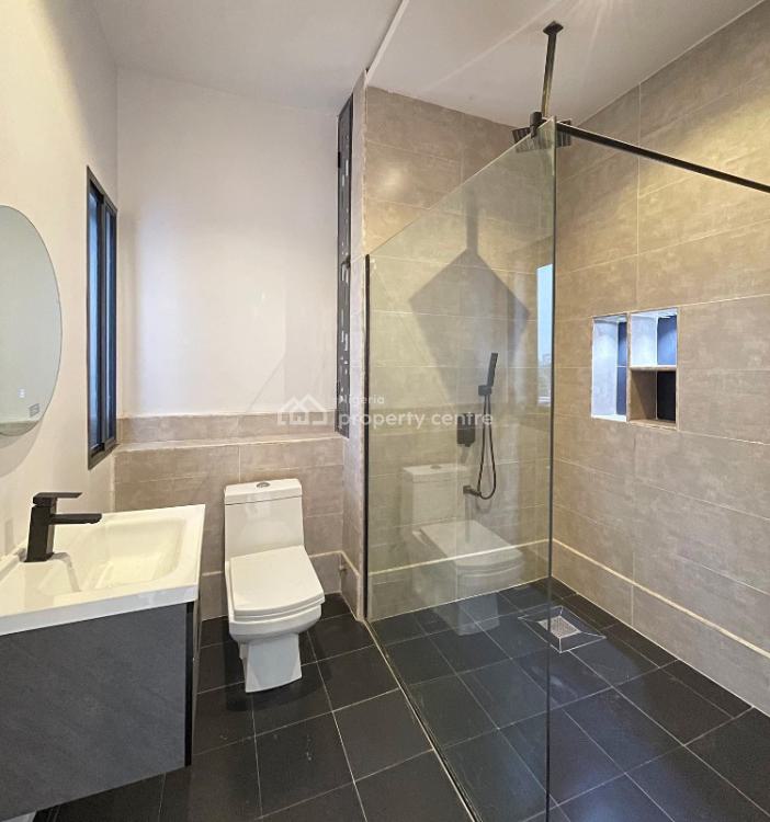 New Serviced 3 Bedroom Penthouse(suitable for Airbnb), Lekki Phase 1, Lekki, Lagos, Flat / Apartment for Rent