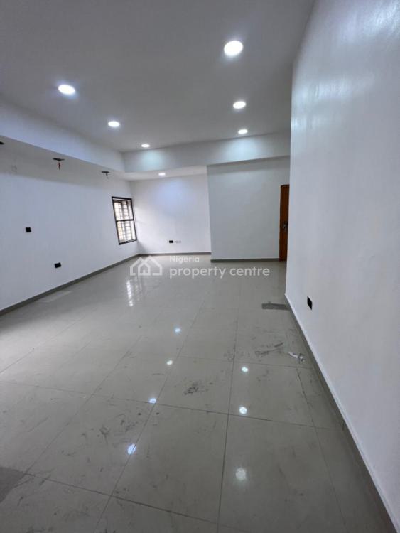 Luxury Mini Flat. 2 Toilets Wonderful Pop Ceiling Design, Off Banana Island Road, Sureline By Mojisola, Ikoyi, Lagos, Mini Flat (room and Parlour) for Rent