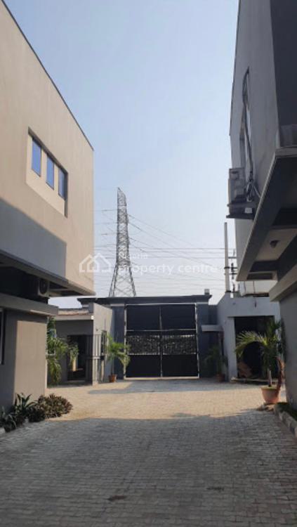 Picture of Distressed Deals in the Uae | *Samana Studio* | Facebook