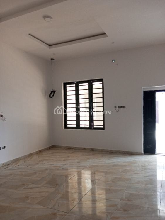 4 Bedroom Terrace Detached Duplex, Vgc, Lekki Phase 2, Lekki, Lagos, Terraced Duplex for Sale