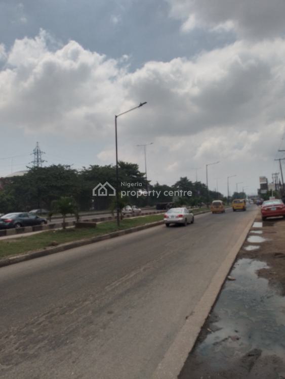 For Sale 1060.75sqm Plot (perfect For Commerical Projects), Adeniyi