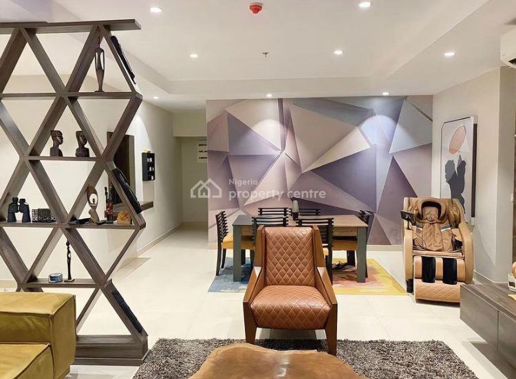 Short Let Luxurious 2 Bedrooms Apartment With Gym And Pool, Blue