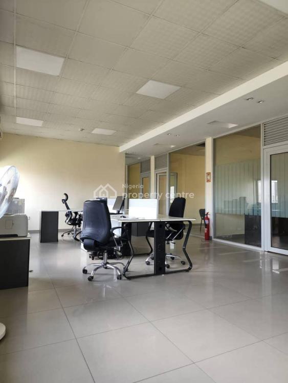 Well Maintained Building Sitting on Over 1000 Sqms for Lease, Lekki Phase 1, Lekki, Lagos, Office Space for Rent