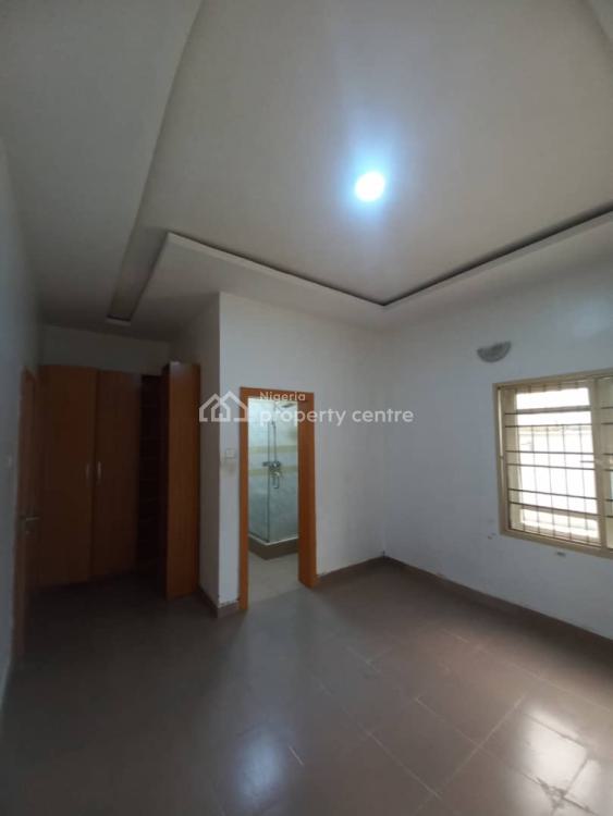 Tastefully Built 2 Bedroom, Gra Phase 2, Magodo, Lagos, Flat / Apartment for Rent