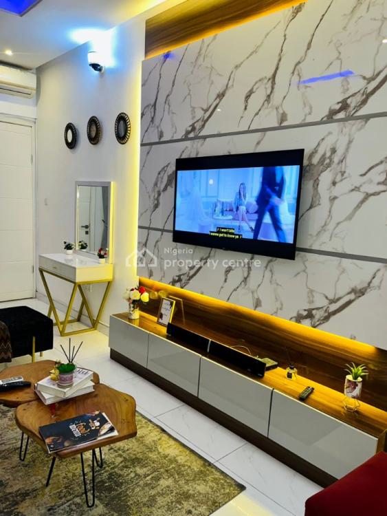 Luxury 2 Bedroom Apartment with Excellent Facilities., Lekki Phase 1, Lekki, Lagos, Flat / Apartment Short Let