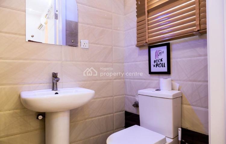 Luxury 2 Bedroom Apartment with Excellent Facilities., Lekki Phase 1, Lekki, Lagos, Flat / Apartment Short Let