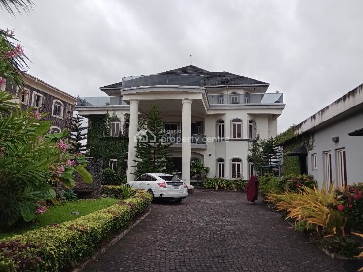 For Sale 7 Bedroom Fully Deatched House On 1431 Sqm Of Land, Off Queen