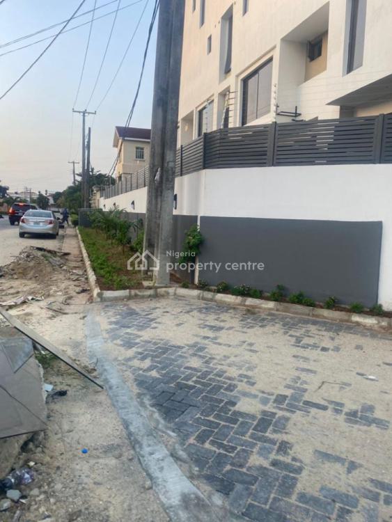 Luxury 2 Bedroom Maisonette with Parking Space, Lekki Phase 1, Lekki, Lagos, House for Rent