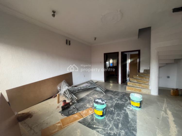 Self-serviced 3 Bedrooms Terraced Duplex, Mobil Road, Ilaje, Ajah, Lagos, Terraced Duplex for Rent