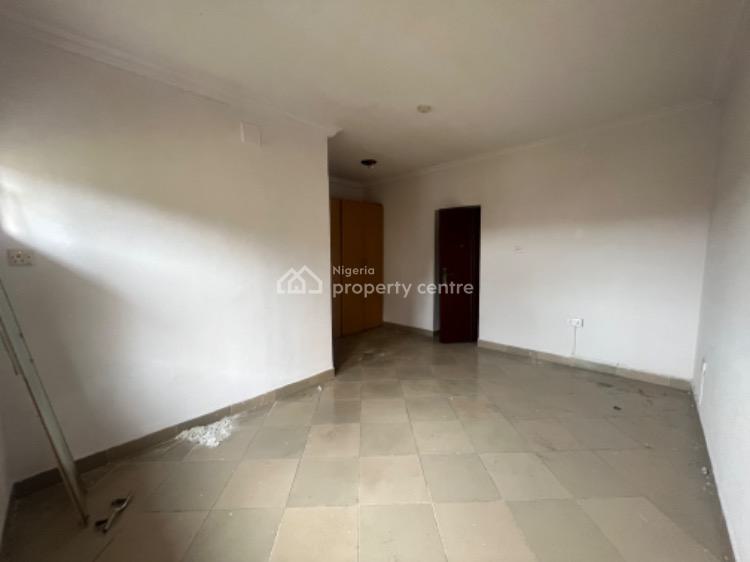 Self-serviced 3 Bedrooms Terraced Duplex, Mobil Road, Ilaje, Ajah, Lagos, Terraced Duplex for Rent