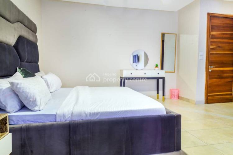 Tgold 3 Bedroom Apartment, Dideolu Estate, Victoria Island (vi), Lagos, Flat / Apartment Short Let