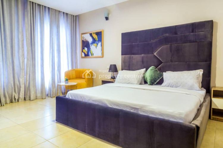 Tgold 3 Bedroom Apartment, Dideolu Estate, Victoria Island (vi), Lagos, Flat / Apartment Short Let