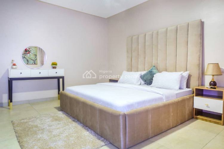 Tgold 3 Bedroom Apartment, Dideolu Estate, Victoria Island (vi), Lagos, Flat / Apartment Short Let