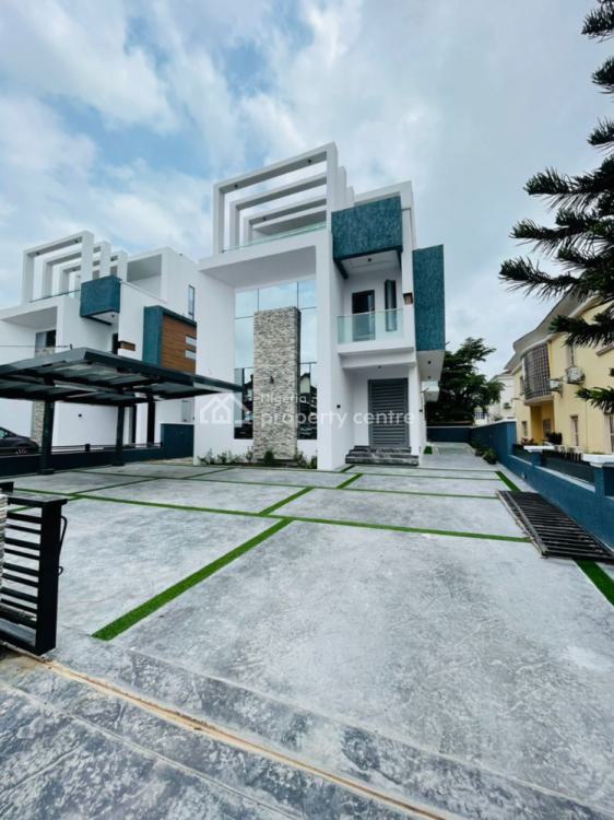 For Sale 5 Bedrooms Detached Duplex, Carlton Gate, Chevron, Lekki