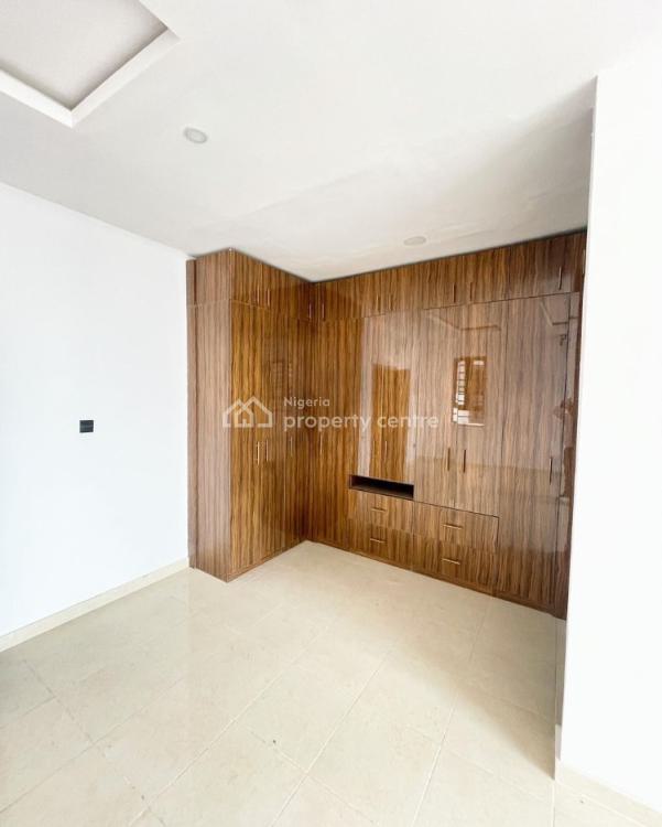 Luxury House, Osapa, Lekki, Lagos, Semi-detached Duplex for Sale