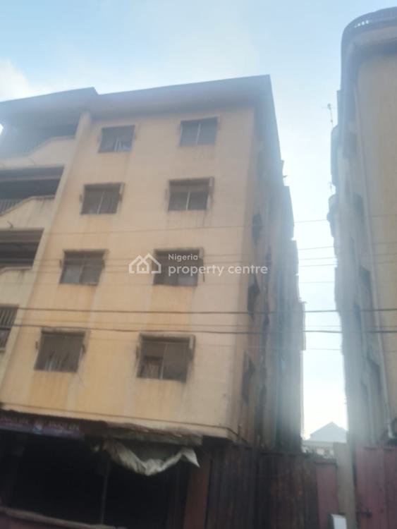 For Sale Four Storey Building, Nkpor, Onitsha, Anambra 4 Beds, 4