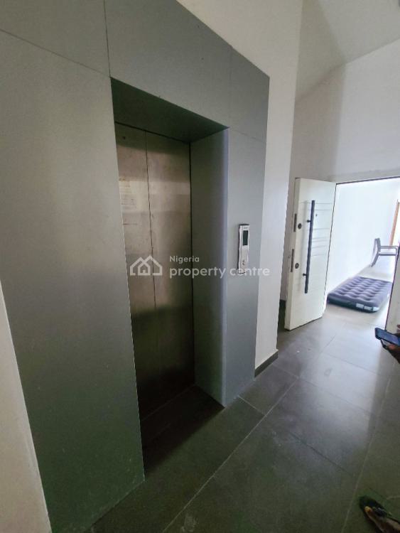 Commercial Property Perfect for Office, Supermarket Or Bank, Chevron, Lekki, Lagos, Office Space for Sale