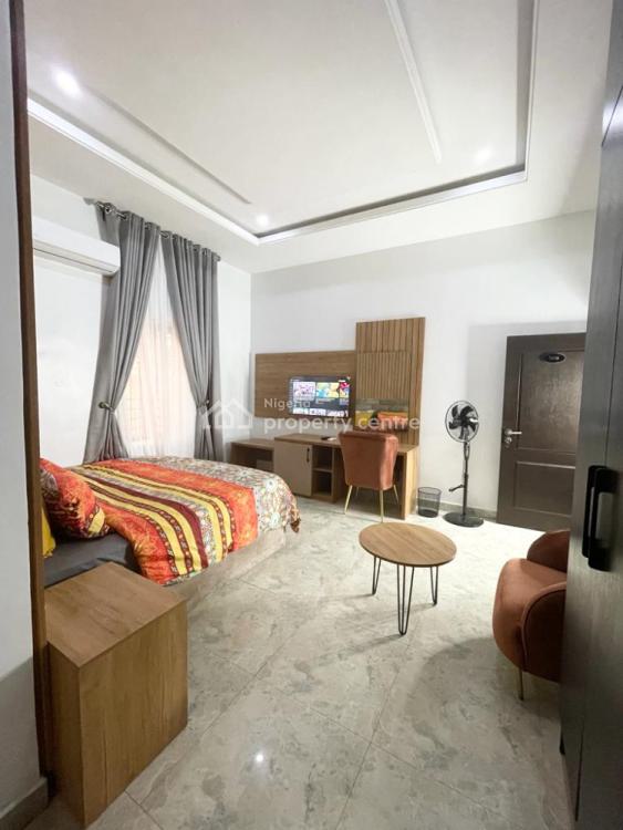 Regal Casero, Plot 523 Kigali Close Efab Metropollis Kasana, Gwarinpa, Abuja, Flat / Apartment Short Let