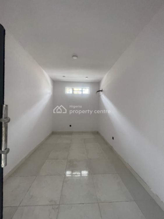 Shop Space, Ologolo, Lekki, Lagos, Office Space for Sale