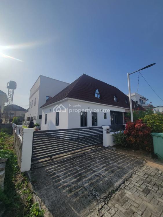 For Rent Standard 2 Bedroom Bungalow With An Extra Room, Victory Park
