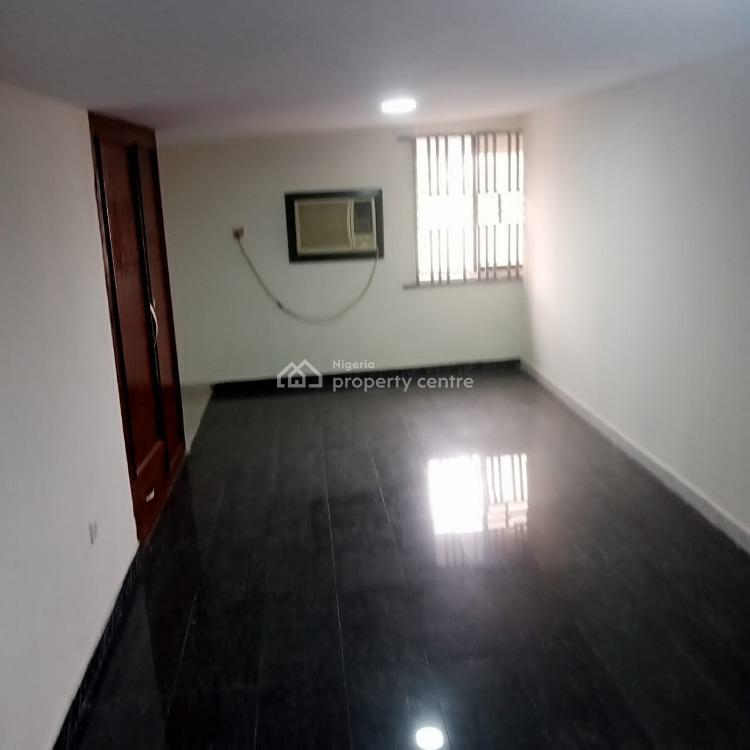 For Rent Mini Flat, Akupe Estate Maryland Behind Mall, Maryland, Lagos