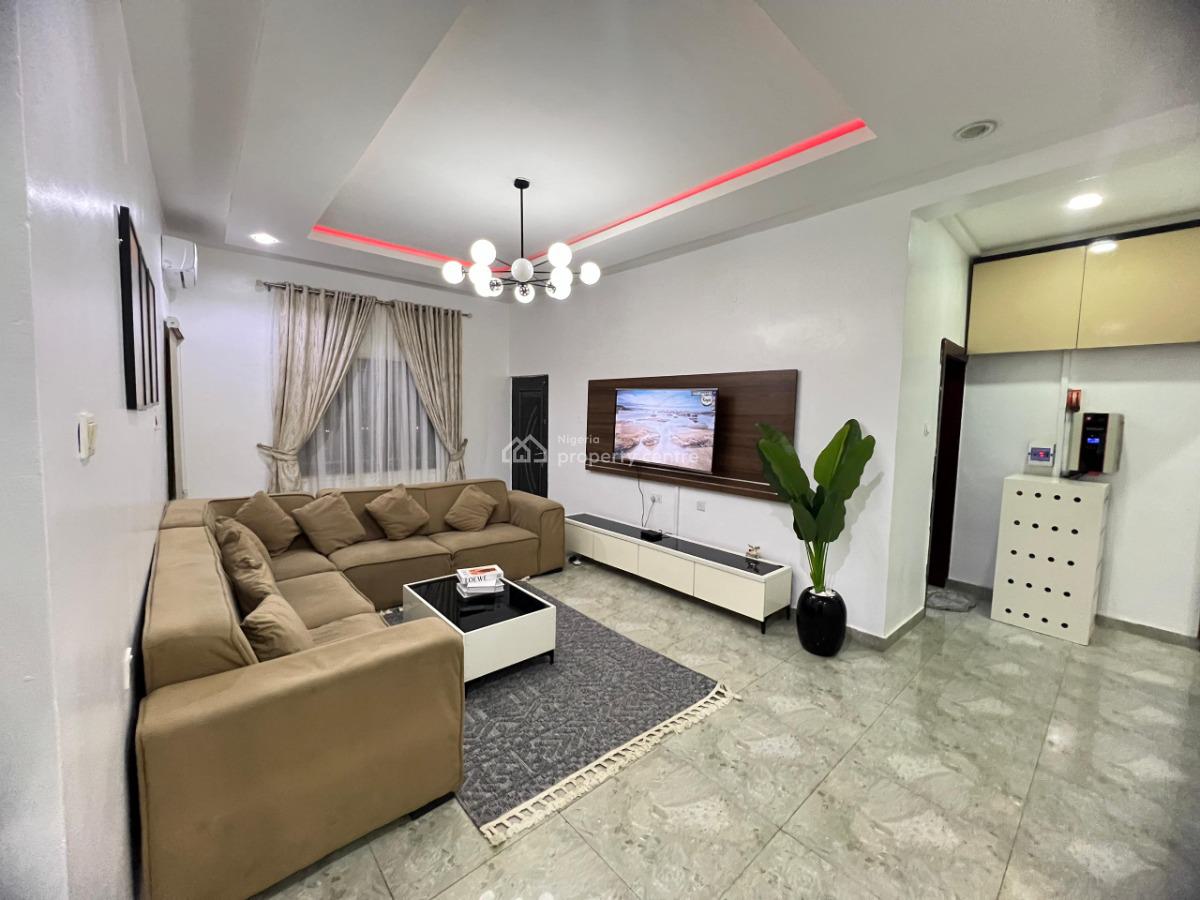 2 Bedrooms Apartment, Ahmed Gambo Saleh Crescent, Jahi, Abuja, Flat / Apartment Short Let