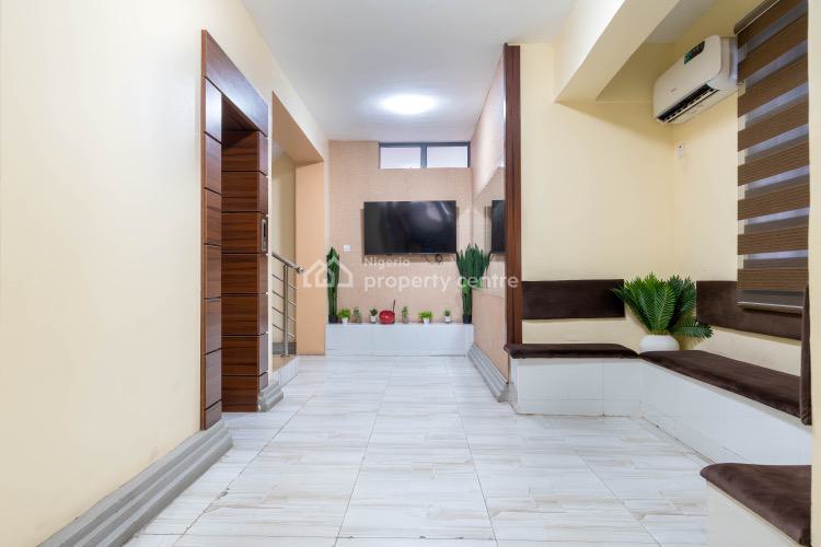 Luxury 3 Bedroom Flat with Ps4,cinema and Gym, Sinari Daranijo Street Off Ligali Ayorinde, Victoria Island (vi), Lagos, Flat / Apartment Short Let