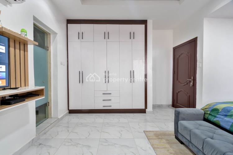 Luxury 3 Bedroom Flat with Ps4,cinema and Gym, Sinari Daranijo Street Off Ligali Ayorinde, Victoria Island (vi), Lagos, Flat / Apartment Short Let