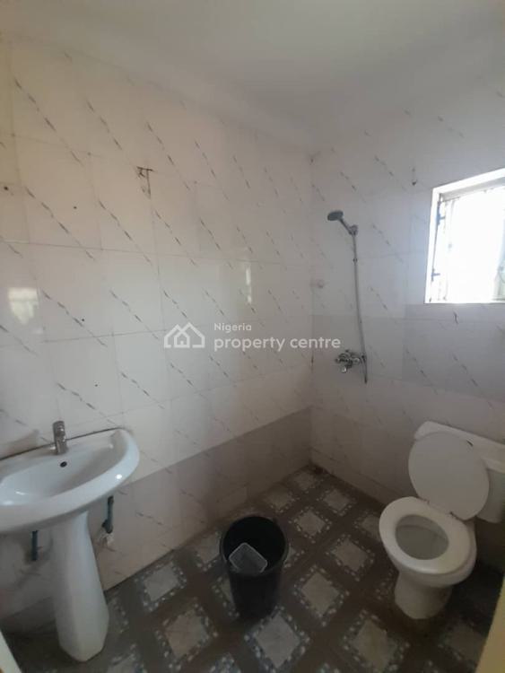 Luxury Three Bedroom Flat, Yaba, Lagos, Flat / Apartment for Rent