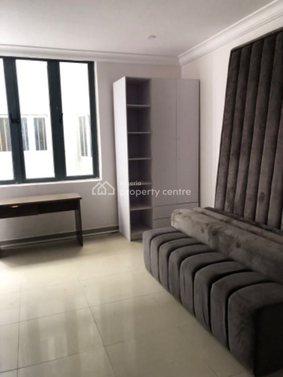 12 Bedroom Hotel with Partly Furnished, Lekki Phase 1, Lekki, Lagos, Commercial Property for Rent
