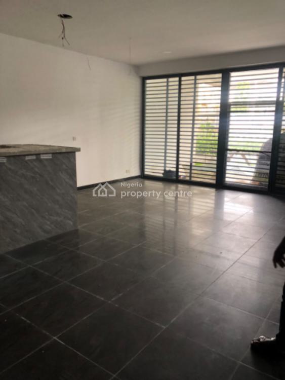 12 Bedroom Hotel with Partly Furnished, Lekki Phase 1, Lekki, Lagos, Commercial Property for Rent