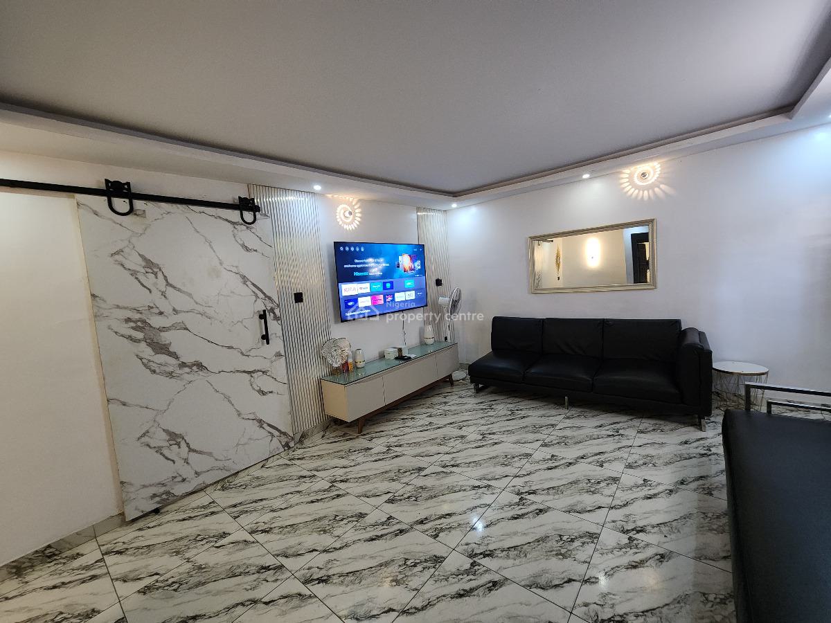 3 Bedrooms Serviced Apartment, The Milton Apartments, Juli Estate, Oregun, Ikeja, Lagos, Flat / Apartment Short Let