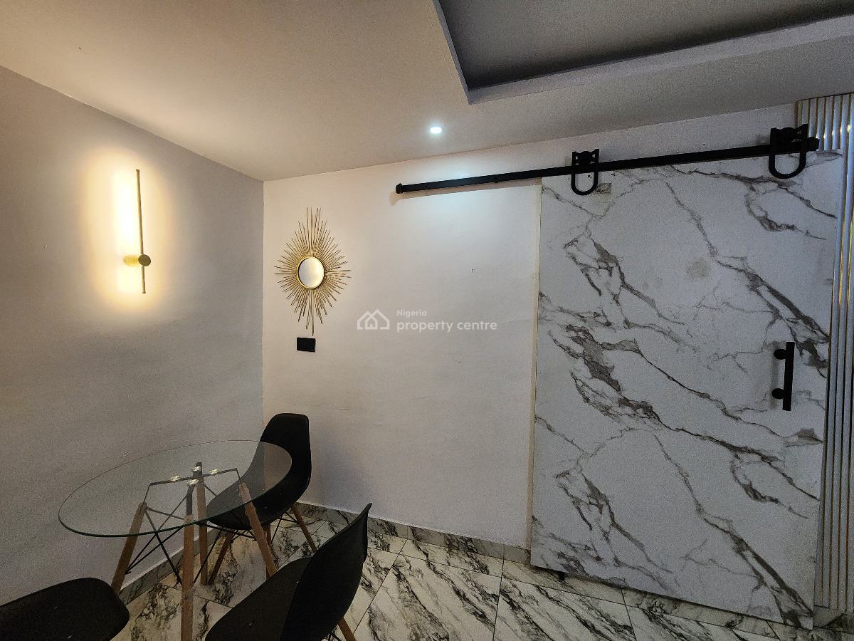 3 Bedrooms Serviced Apartment, The Milton Apartments, Juli Estate, Oregun, Ikeja, Lagos, Flat / Apartment Short Let