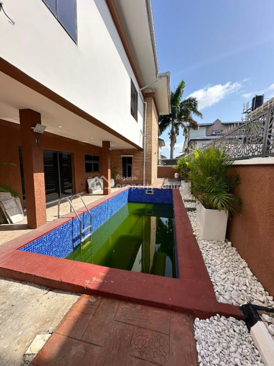 Expansive Family Entertainer in Blue Chip Locale, Admiralty Way, Lekki Phase 1, Lekki, Lagos, Detached Duplex for Sale