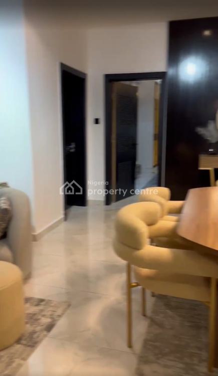 Luxury 2 Bedroom Apartment with Pool,gym,ps5, Netflix, Lekki Phase 1, Lekki, Lagos, Flat / Apartment Short Let